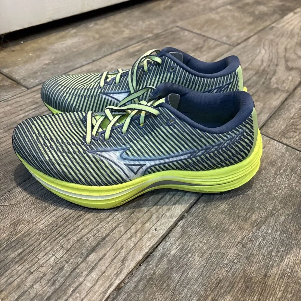 Mizuno Wave Rebellion Running Shoes Size 7